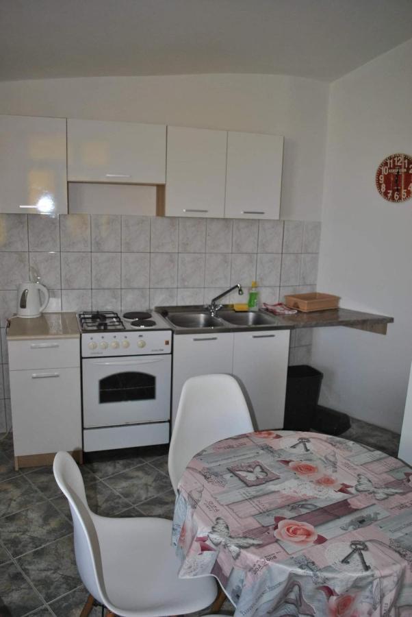 Apartmani Gradac Gradac  Exterior photo
